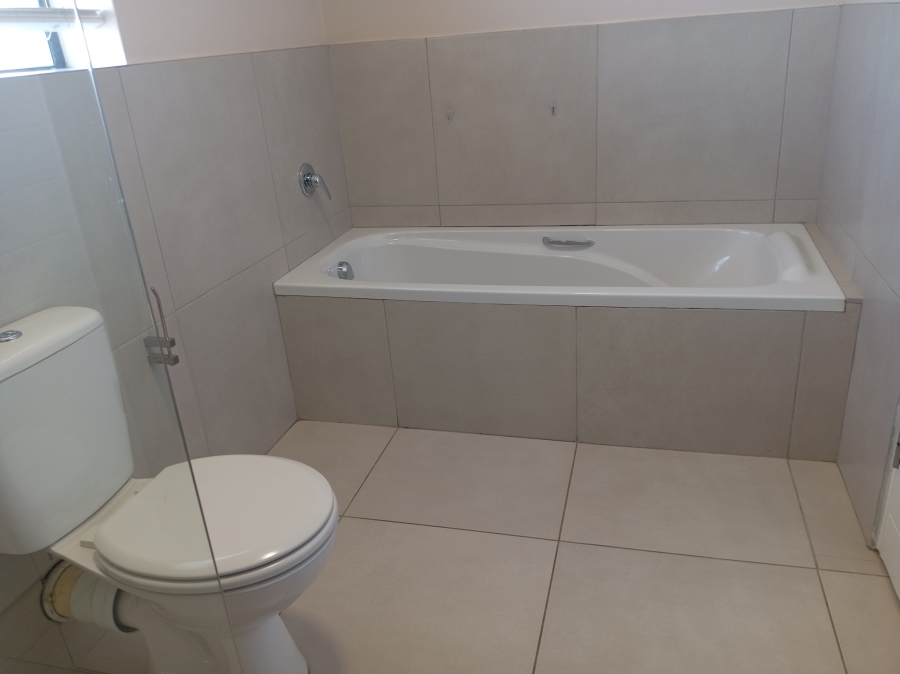To Let 3 Bedroom Property for Rent in Kraaibosch Park Western Cape